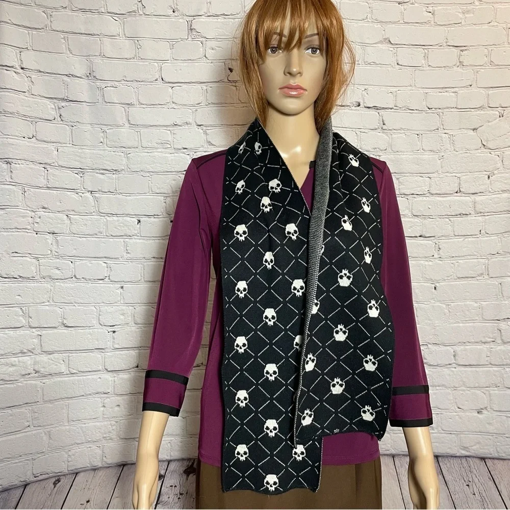 Le Chateau Skull Black and White Scarf